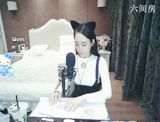 六间房美女主播Ai小小秀场直播