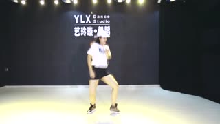 【艺玲璇】帅气娜娜老师Feeling You太原爵士舞