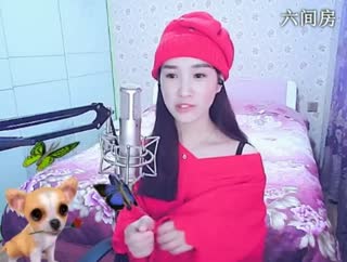 六间房美女主播╰♥小鹿乱撞？深情演唱