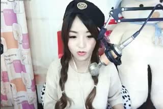 六间房秀场真人主播あい❤林小幂❤直播中
