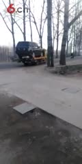 清障车拉故障路虎车啦