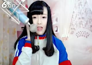 六间房性感主播♫七小娘、互动直播中