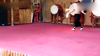 大哥 你这样玩老二受得了吗