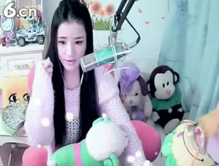 六间房热门美女Ⅶゞ★美棋の孩子气在线聊天