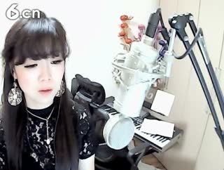 六间房热门美女千曲千寻 聊天交友视频秀