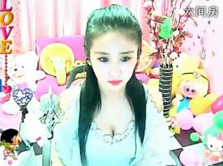 六间房呆萌女主播海天晴儿代理秀唱视频