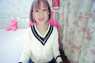 《女人不是妖》感情不是套~出卖自己的人真的没多少~