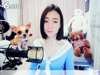 六间房呆萌女主播Love✿景花互动直播中