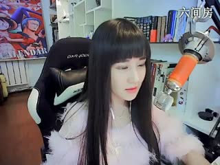 六间房秀场真人主播゛8秒．．・゜♡直播中