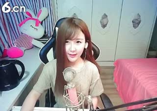 六间房甜美女主播久美。聊天交友视频秀