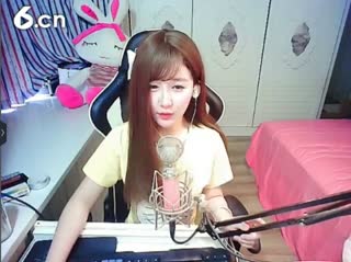 六间房最红美女主播久美。秀唱直播