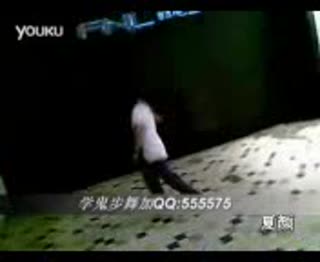 国内美女学生鬼步舞 曳步舞