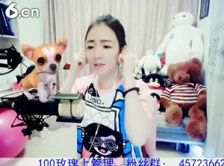 六间房最红主播Love✿景花秀唱high歌