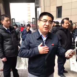“旁听哥”陈光标献唱“治霾歌”