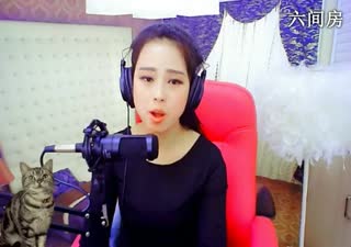 颜值爆表~甜美妞经典翻唱《东南西北风》~