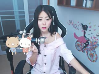 你是否还记得我的眼神，藏在我《回忆里的那个人》