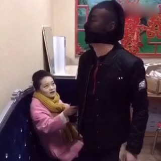 爆笑抢银行