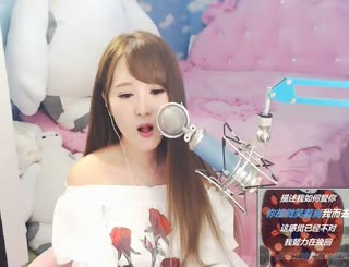 是《我不配》爱上你，你为我做了那么多~