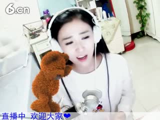 六间房美女主播夏目七唱哎呀
