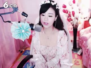 六间房美女秀小傻瓜╮♫つ風ゝ