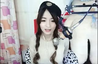 六间房最红主播あい❤林小幂❤说唱视频