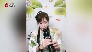 妹子的葫芦丝吹的超棒 18.12.19