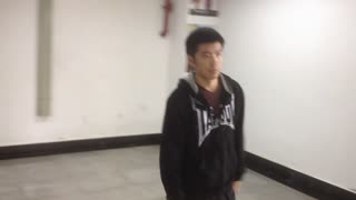 中国学生MMA体能训练拳击泰拳王思行散打空手道格斗热血励志音乐...