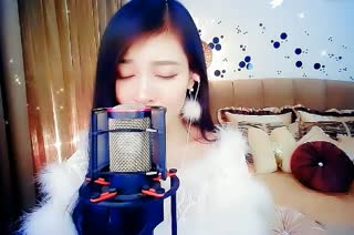 素雅美女为你唱深情一首《后来》