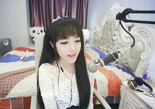 我不怕谁嘲笑我极端~爱上你我不撤退
