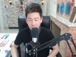 剪一段时光缓缓流淌，在《荷塘月色》中微微荡漾~