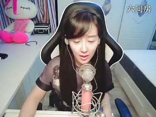 六间房美女主播久美。秀唱直播