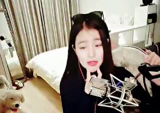 《走在冷风中》~飘散的~踩碎的~都是梦