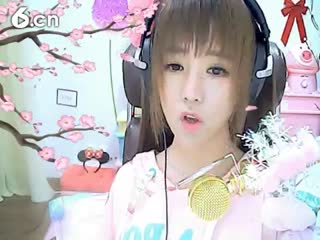 六间房美女主播小鱼儿秀唱视频