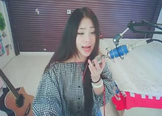 你当我是《浮夸》吧~夸张只因我很怕~