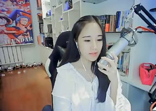 美人笑春花娇~轻歌曼舞任逍遥