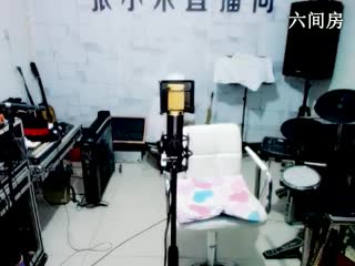 六间房热门精气神-张小米在线交友聊天