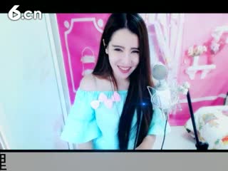 六间房美女主播◥▇摇滚☀女皇▇◤视频演唱