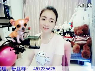 六间房性感主播Love✿景花互动直播中