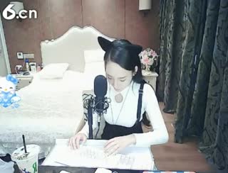 六间房美女主播Ai小小深情演唱