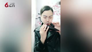 看萌妹子变身男儿身为你带来好听的音乐 17.12.28