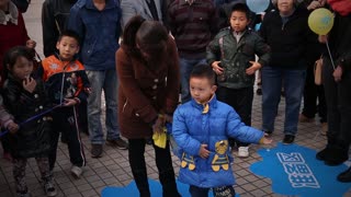 珠海街头模仿引爆快乐