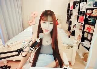 那些痛的记忆~落在春的泥土里~