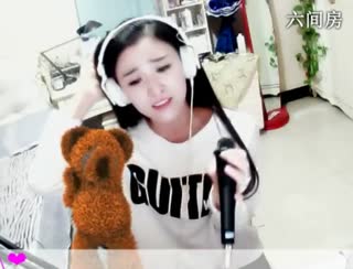 六间房美女主播夏目七秀唱视频