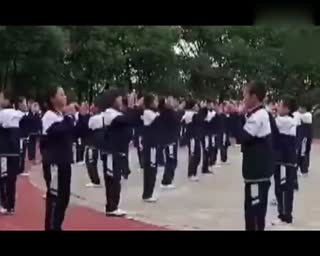 小学生课间操阵容逆天