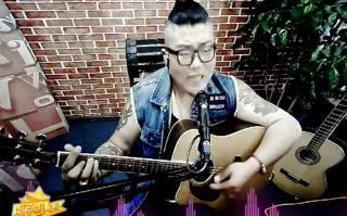 你像一个《小小的太阳》有一种温暖~