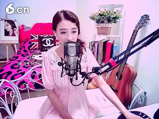 六间房美女主播Ⅶゞ★兰妹妹❤弹吉他深情演唱