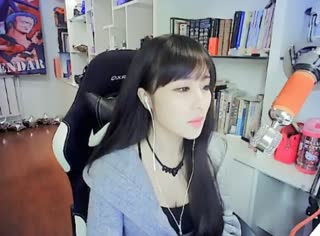 那片笑声让我想起我的《那些花儿》~