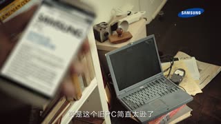 熊孩子卖萌装可爱 吐出PC新时代