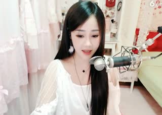隐居《山水之间》誓与浮名散~湖畔青石板上一把油纸伞