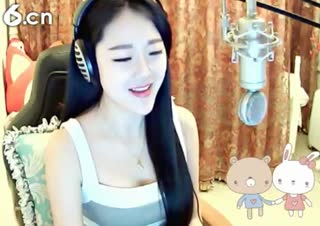 在这无声的夜里~我《需要人陪》~